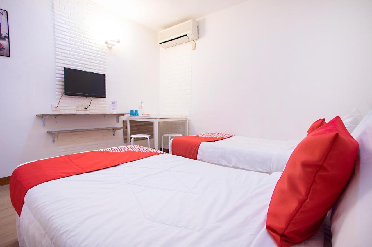 Oyo 43963 T Signature Hotel Petaling Jaya Ngoại thất bức ảnh