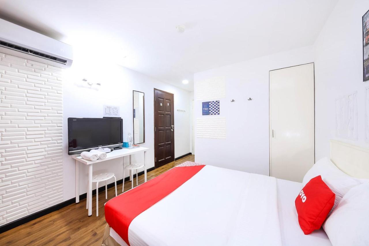 Oyo 43963 T Signature Hotel Petaling Jaya Ngoại thất bức ảnh