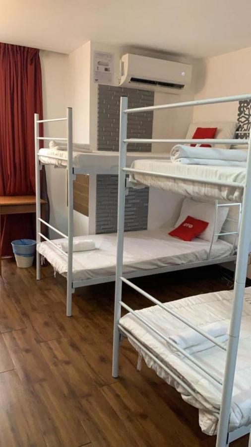 Oyo 43963 T Signature Hotel Petaling Jaya Ngoại thất bức ảnh