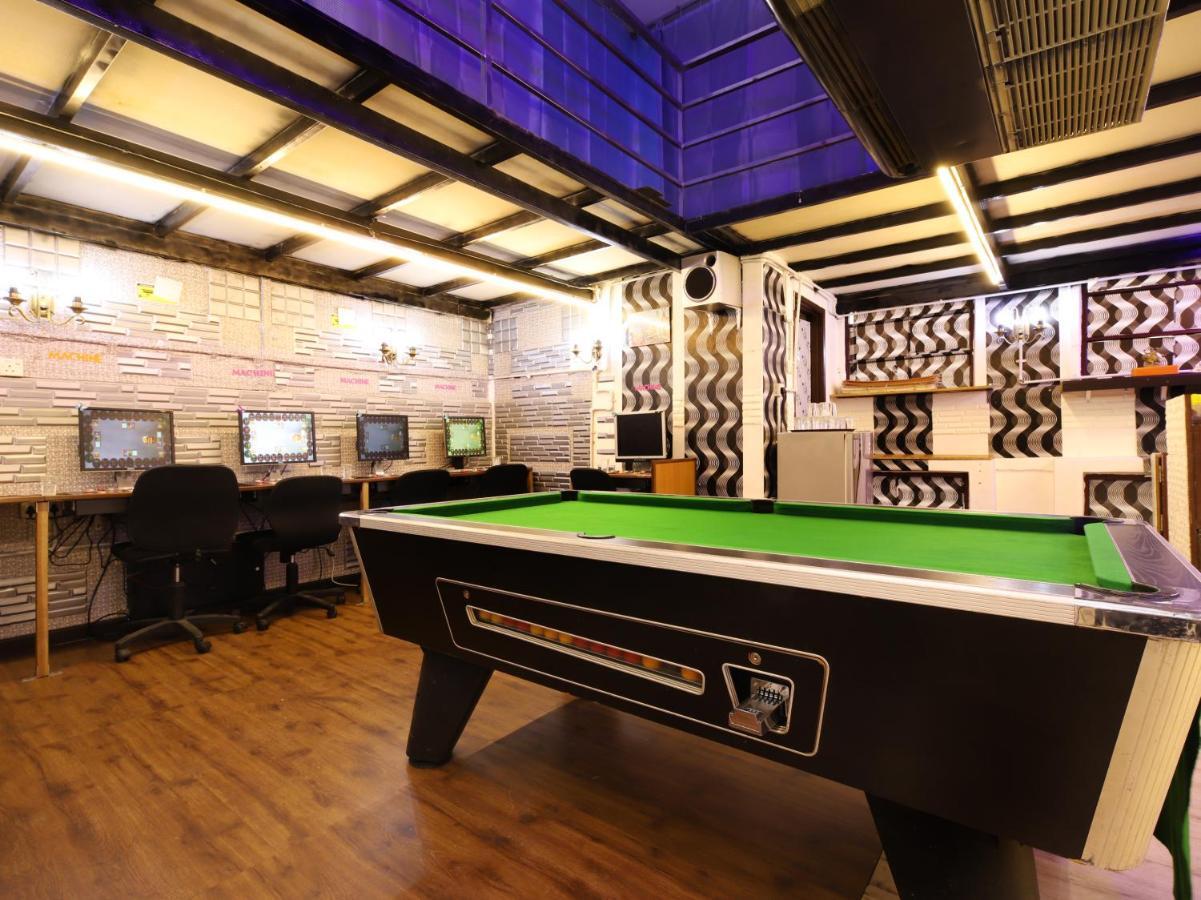 Oyo 43963 T Signature Hotel Petaling Jaya Ngoại thất bức ảnh