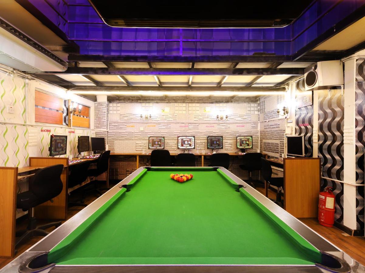 Oyo 43963 T Signature Hotel Petaling Jaya Ngoại thất bức ảnh